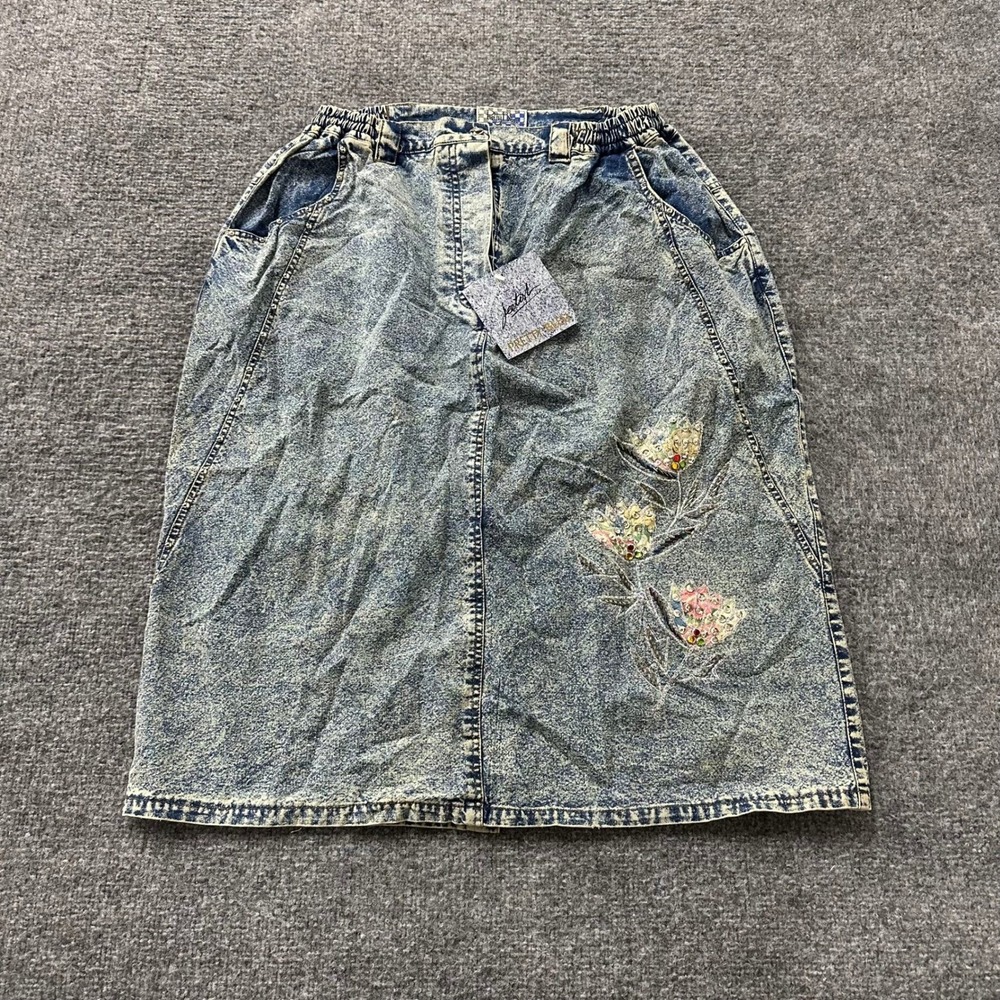 Pretty Bleu Denim Skirt Womens Size M Blue Acid Wash Floral Sequin Vintage NWT